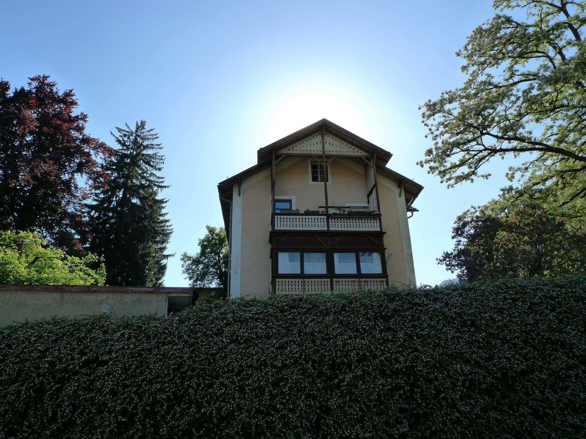 Absteige Innsbruck- Zentrale Ferienapartments Εξωτερικό φωτογραφία